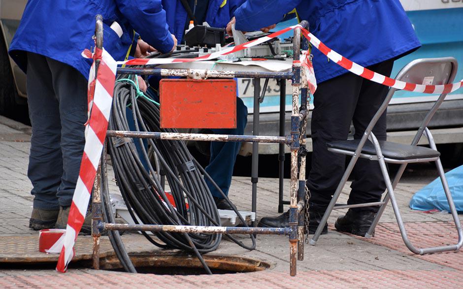 déboucher canalisations wc Écouen